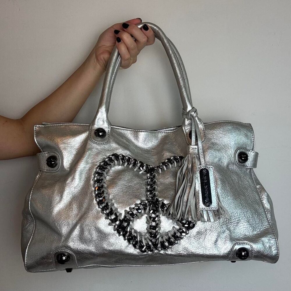 Betsey Johnson vintage y2k silver metallic leather handbag